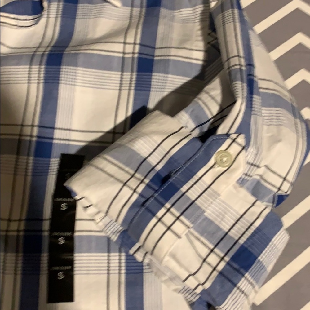 Button down shirt - Picture 5 of 5